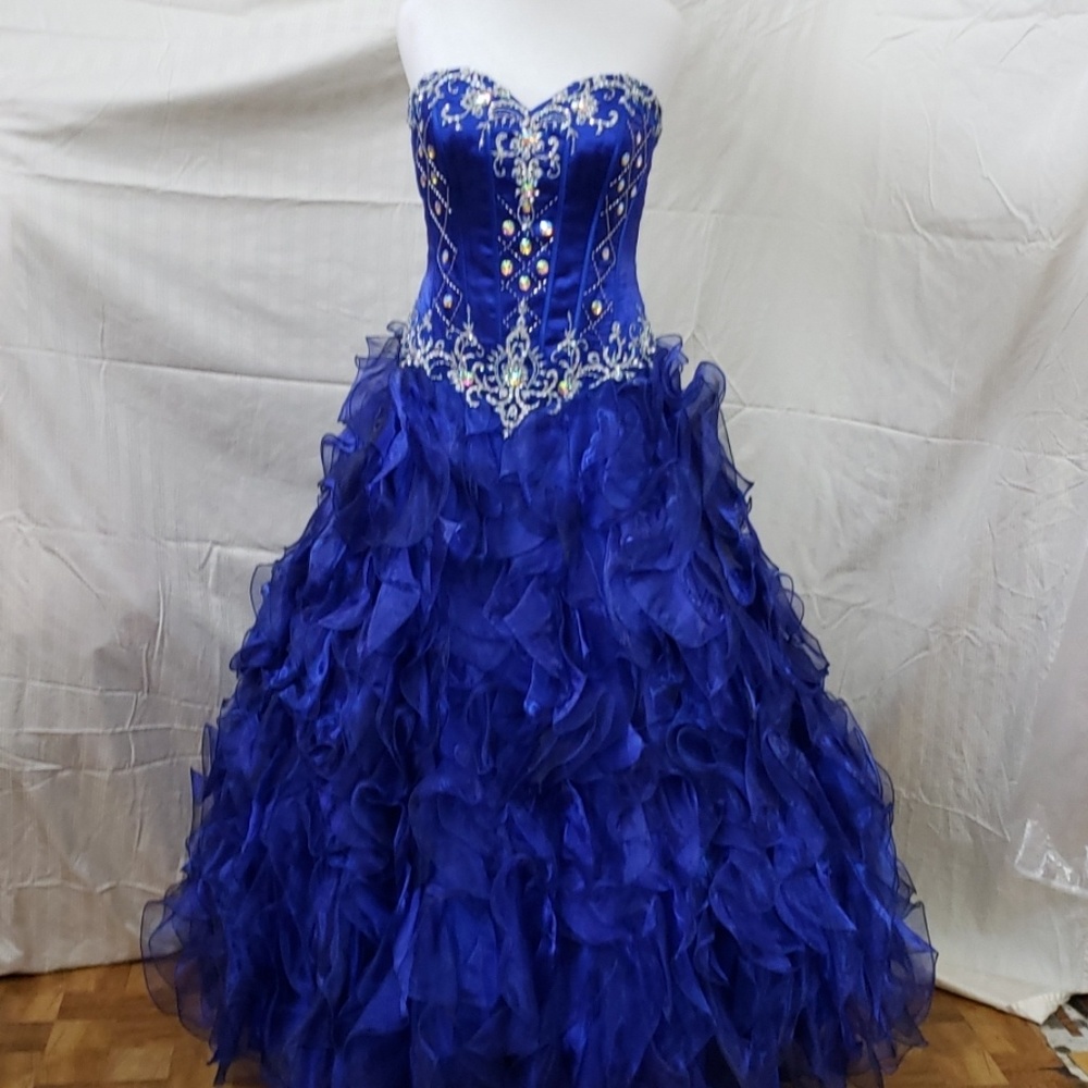 Royal blue sweetheart ballgown with ruffle organza